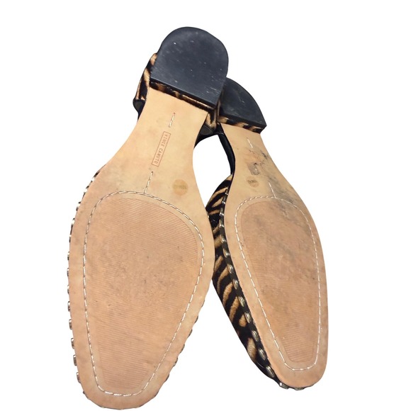 Vince Camuto Zebra Print Calf Hair VC-REDOLEN3 Flats Shoes Women Size 10M - Picture 3 of 5